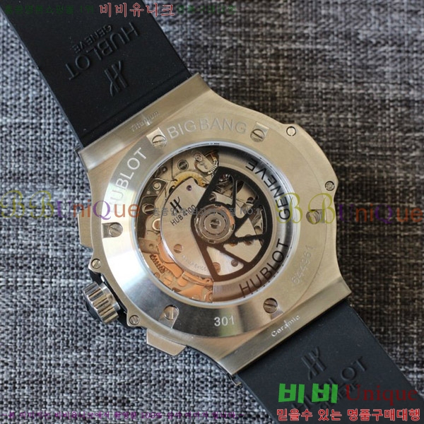 ST ������ hublot ��� 301 PB 131 RX 88HT17721-4