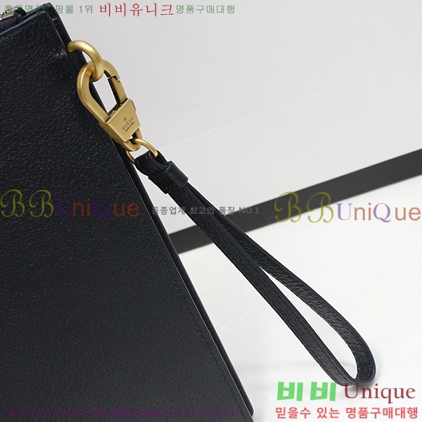 #19F/W ���� Ŭ��ġ�� 547077-21-1