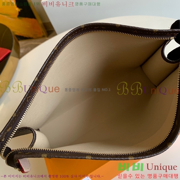 80�� ����ǰ #���̺��� Ŭ��ġ�� M47542-600