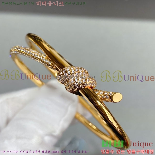 Ƽ�Ĵ� ���� TF55184-9