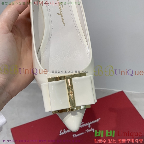 ��󰡸� ������ F7010575-1 �� 7CM