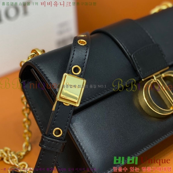 #��� 30 ���״� �̽�Ʈ ����Ʈ ü�ι� M9334-204