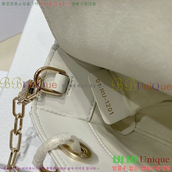 #��� ���̵� �� ���̹� �̴� M0541-104