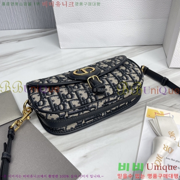 #��� �ٺ� �̽�Ʈ-����Ʈ�� 18812-200