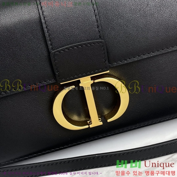 #��� 30 ���״� �̽�Ʈ ����Ʈ ü�ι� M93351-103