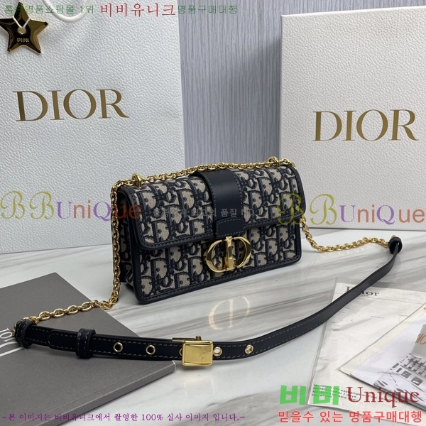 #��� 30 ���״� �̽�Ʈ ����Ʈ ü�ι� M93351-100