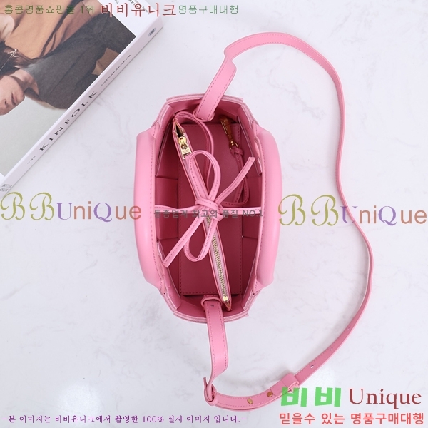 ���װ� ����Ÿ �Ƹ��� ��Ʈ�� �̴� AKR2251-2