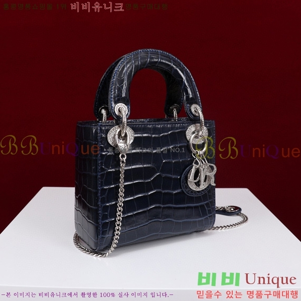 #��� ���̵�� �̴� M050566-118