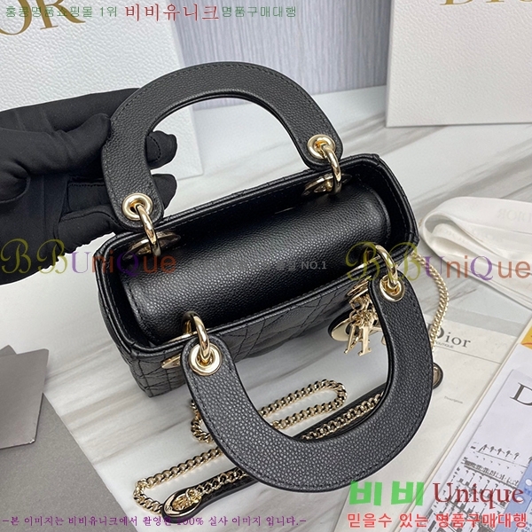 #��� ���̵�� �̴� ĳ��� 18800-1-43