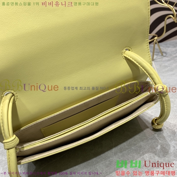 ���װ� ����Ÿ Ʈ���� �Ŀ�ġ �� ũ�ν��� 300BVF2106-4