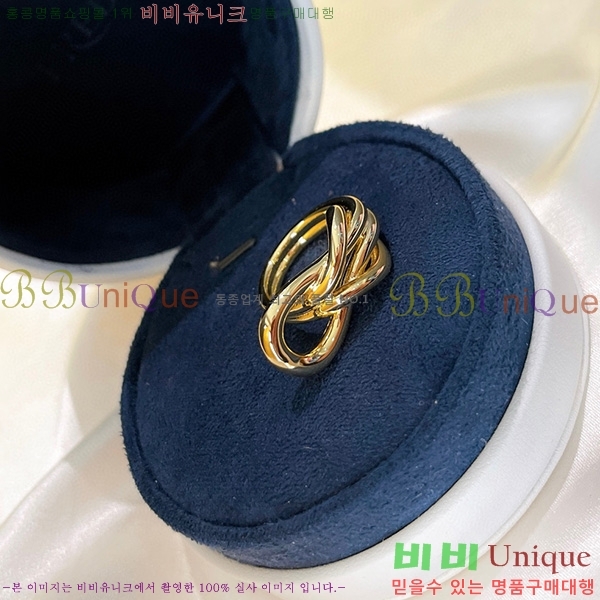 ������ ���� FR31035