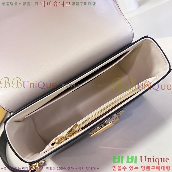 #���̺��� Ʈ����Ʈ MM M21025-103