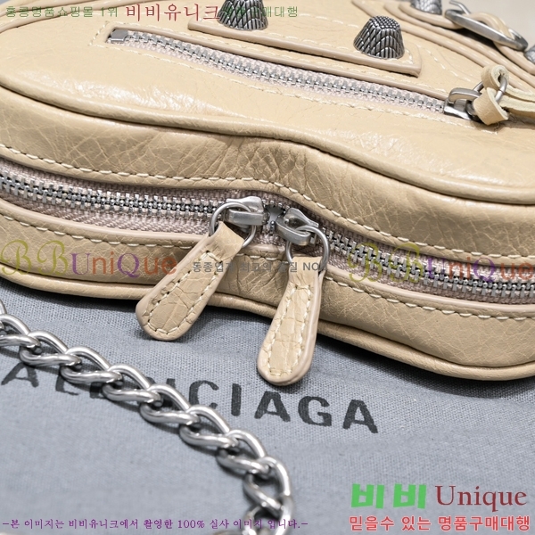 #�߷��þư� ��ī�� ��Ʈ�� 852411-104