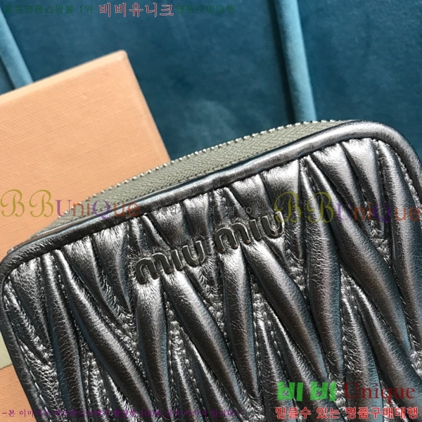 #�̿�̿� ���� ������ 5M0522-103