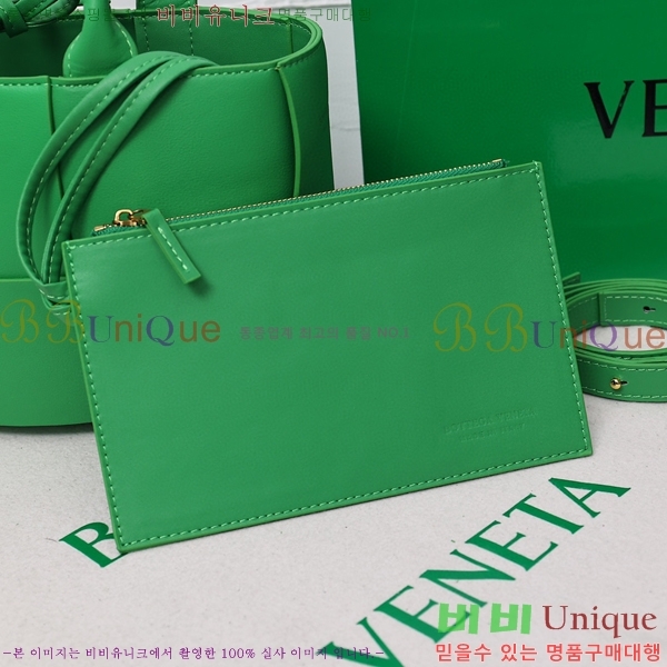 ���װ� ����Ÿ �Ƹ��� ��Ʈ�� ���� BV600236-8