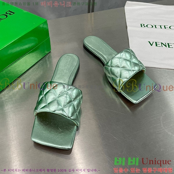 ���װ�����Ÿ �е�� �÷� ���� BV958122-3