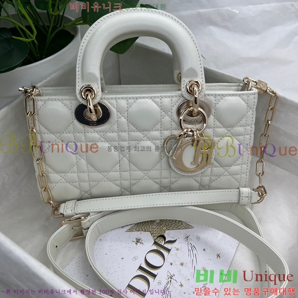 #��� ���̵� �� ���̹� ���� M0613-209