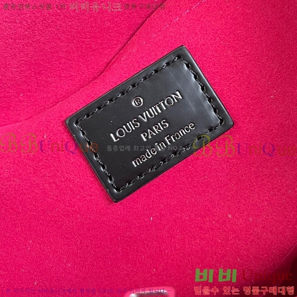 #���̺��� Ŭ��� �̴� M58928-105