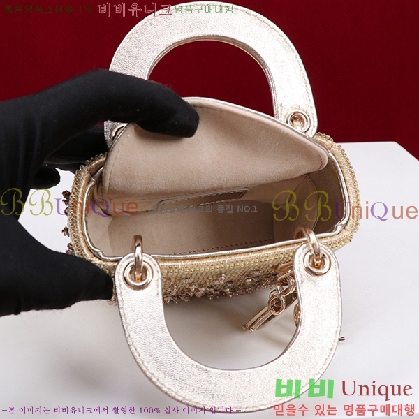 #��� ���̵�� ����ũ�� M0856-301