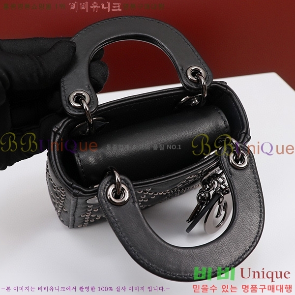 #��� ���̵�� ����ũ�� M085658-105