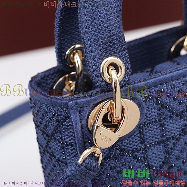 #��� ���̵�� ����ũ�� M085658-104