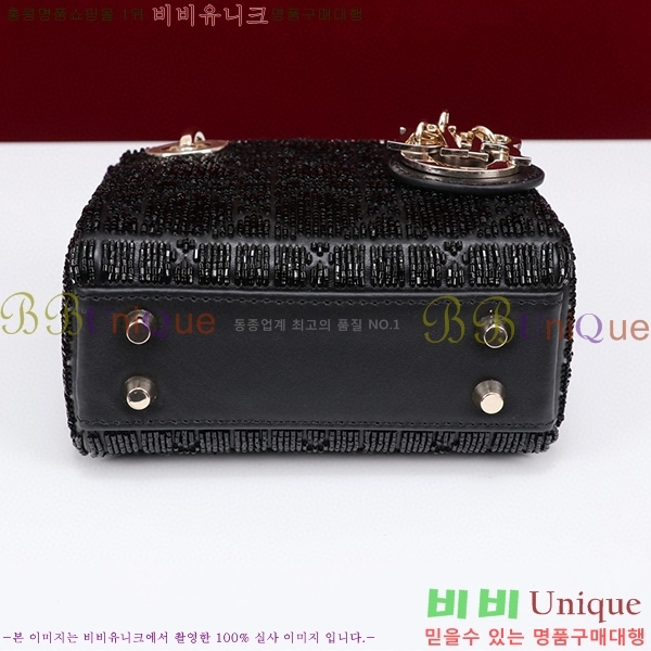 #��� ���̵�� ����ũ�� M085658-100