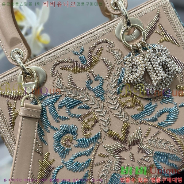 #��� ���̵�� �̵� M0565-700