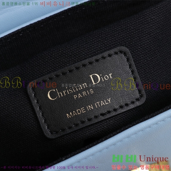 ��� 30 ������ ũ�ν��� 27D876921-4