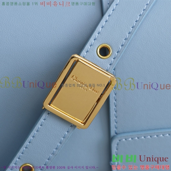 ��� 30 ������ ũ�ν��� 28D876581-1