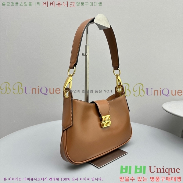 #�̿�̿� �ΰ� ��Ż ���� ȣ���� 5BC151-831