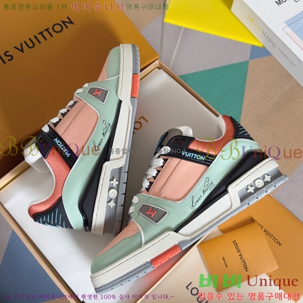 LV Ʈ���̳� ����Ŀ�� 53L23122631-1