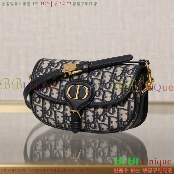 #��� �ٺ� �̽�Ʈ-����Ʈ�� M57700-3