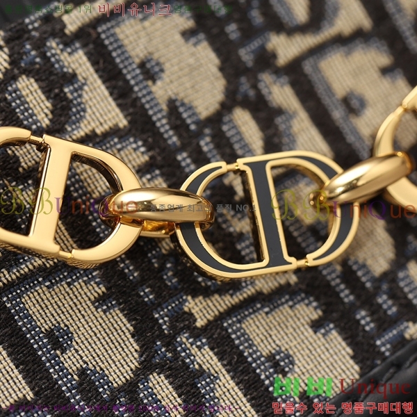 #��� 30 ������ ���� �� M303000-4