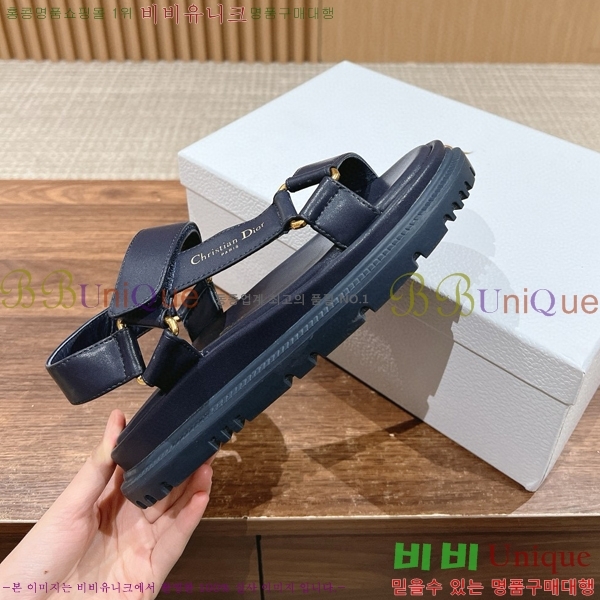 ��� D-���̺� ���� D5656241-8