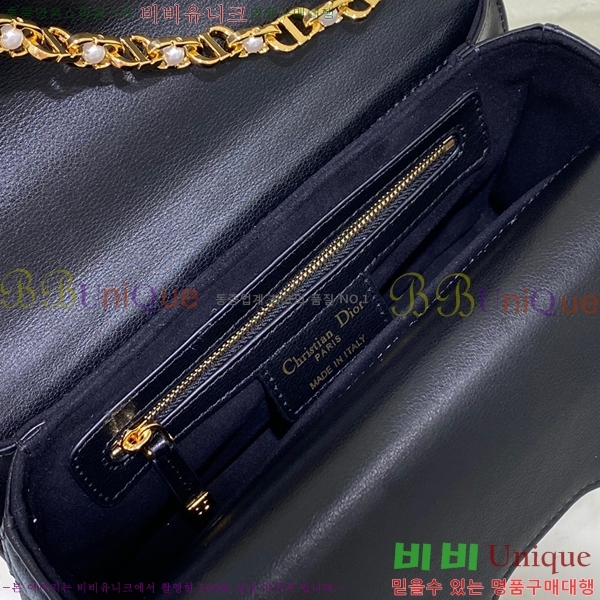 #���̺��� ���� ũ�������� M25240-520