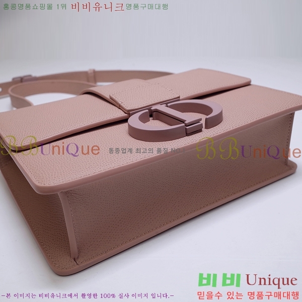 #��� 30 �����ι� M9203-665