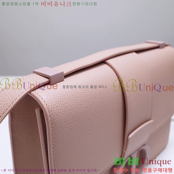 #��� 30 �����ι� M9203-665