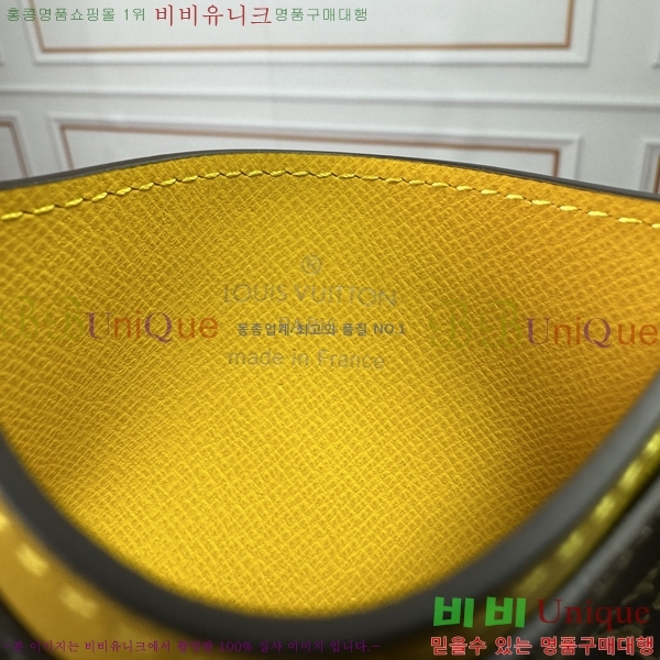 #���̺��� ī�� Ȧ�� ī������ M82875-1204