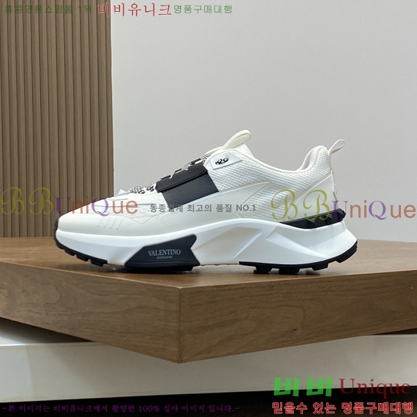 ���� �߷�Ƽ�� ����Ŀ�� 40VA24515-8-11