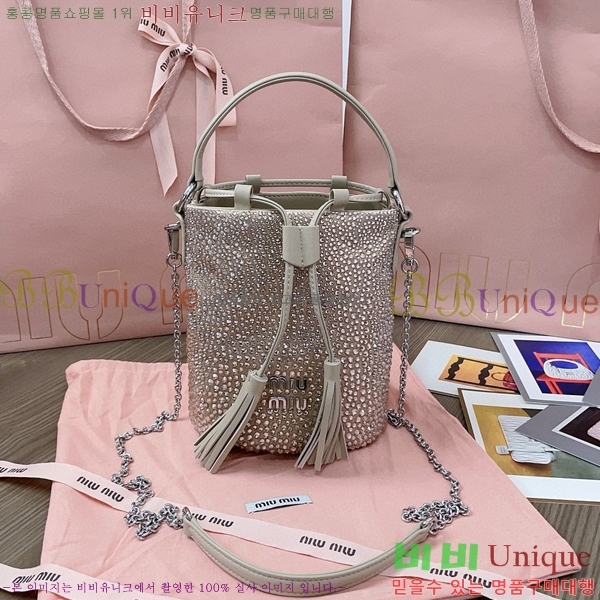 #�̿�̿� ũ����Ż ��Ŷ�� 5BE085-101