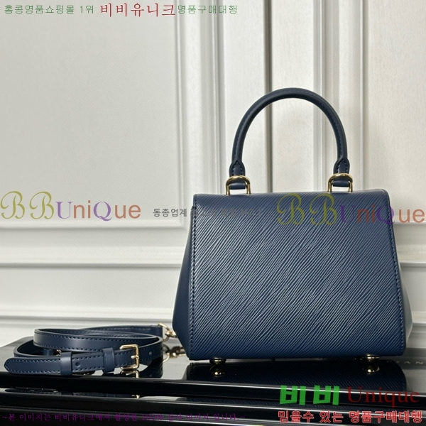 #���̺��� Ŭ��� �̴Ϲ� M25228-101