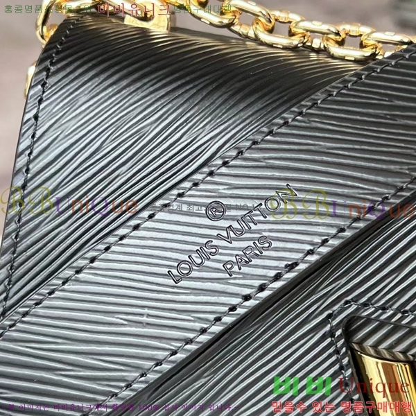 #���̺��� Ʈ����Ʈ MM M21113-100