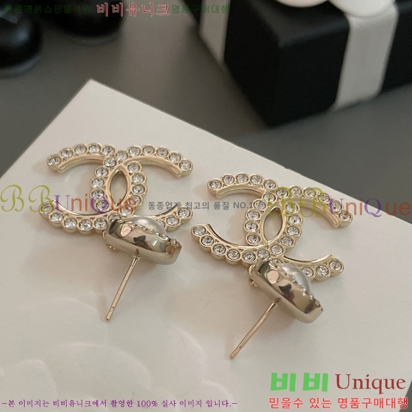 ���� Ŭ���� �Ͱ��� 8CH247192-1