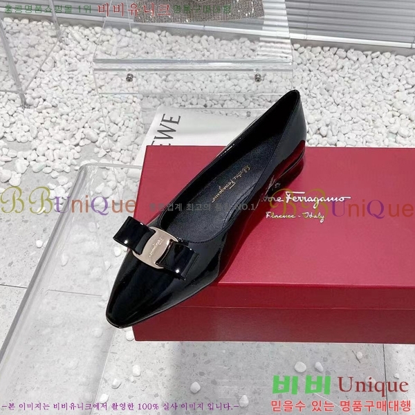 ��󰡸� �÷� ���� 34F235192-1 �� 2CM