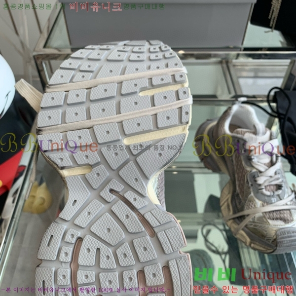 �߷��þư� 3XL Ʈ���̳� ����Ŀ�� BLA356600-7