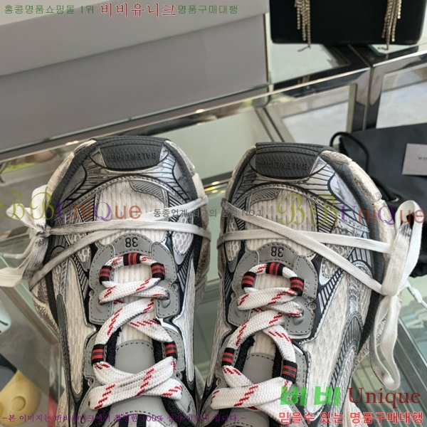 �߷��þư� 3XL Ʈ���̳� ����Ŀ�� BLA356600-8