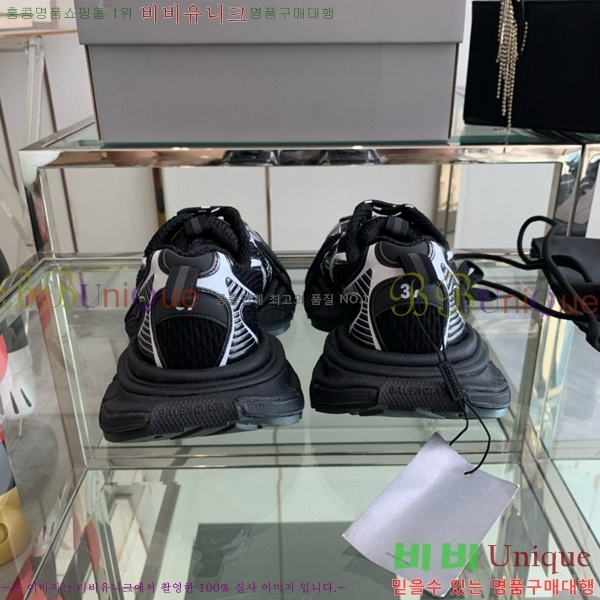 �߷��þư� 3XL Ʈ���̳� ����Ŀ�� BLA356600-10