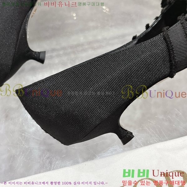 ��� ����� ������ 33D78517-2 �� 4CM