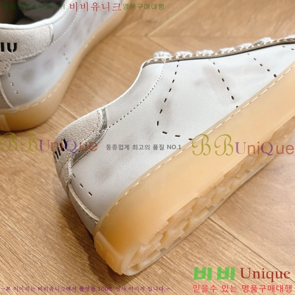 ���� �̿�̿�  ����Ŀ�� MI6669045-3