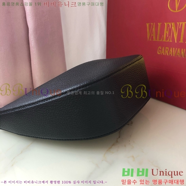 #�߷�Ƽ�� ���̷ΰ� �� �̴� ȣ���� VA2085-203 �������